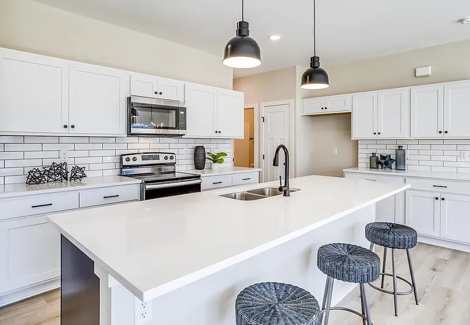200 W Mendocino