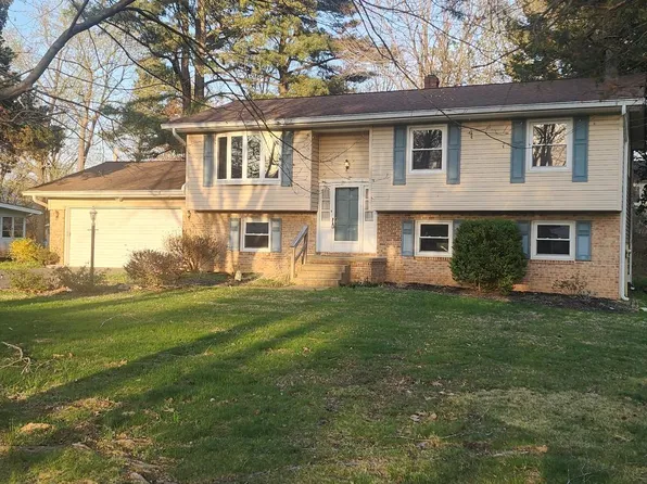 21404 Williams Dr, Lexington Park, MD 20653