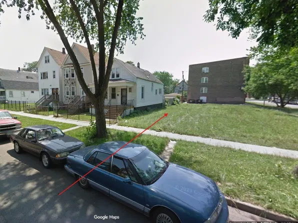 8002 S Escanaba Ave, Chicago, IL 60617