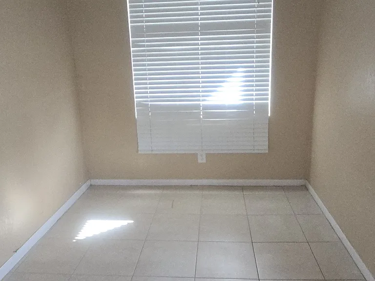 11431 Char Ann Dr #8 — Photo 5