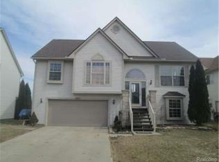 5697 Cary Dr, Ypsilanti, MI