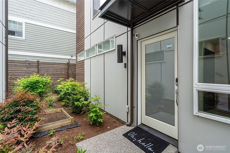 3rd image of 8613 23rd Avenue NE #B