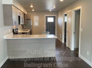 1882 Front St #310, Lynden, WA 98264