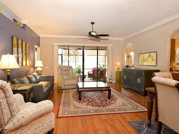 5th image of 3018 Bellflower Way