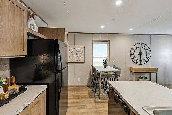 3 bed, 2.0 bath, $1,395 — Photo 4