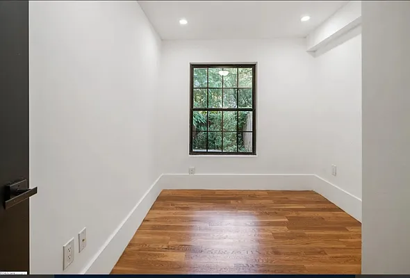 Rented by Real Team Brokerage | media 6