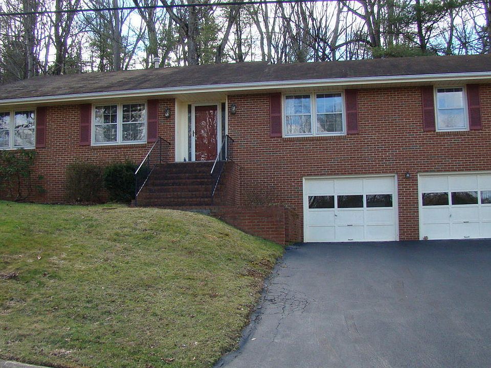 1st image of 2762 Bobwhite Dr