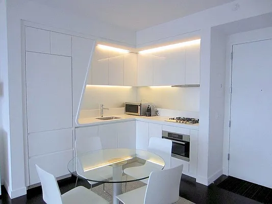 Rented by Rossi Living | media 40