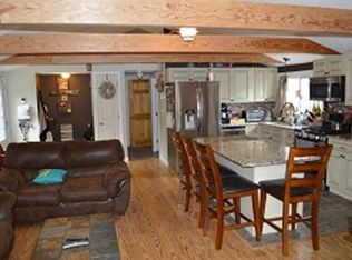 42 Meadowlark Dr, Wareham, MA 02571