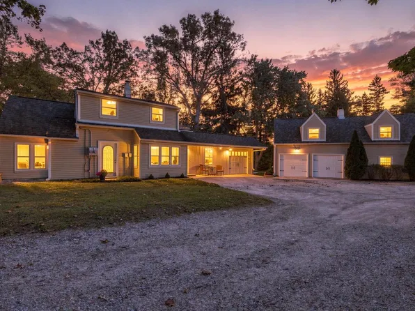 N83W13764 Fond Du Lac AVENUE #N83W13766, N83W13768, Menomonee Falls, WI 53051