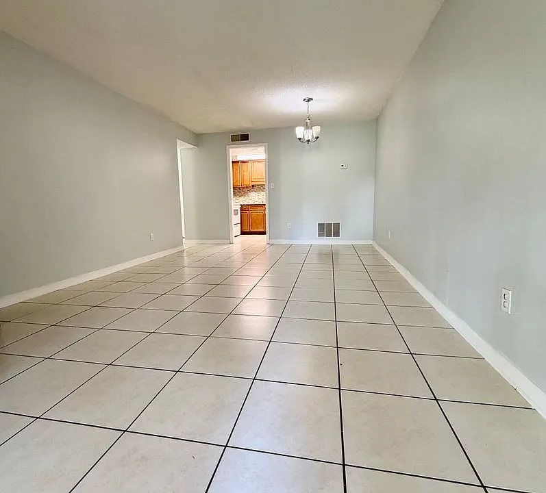 7609 Dolonita Dr