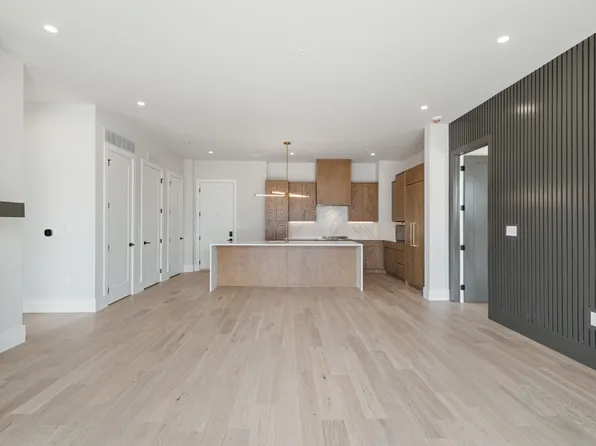 321 31st Ave N #509, Nashville, TN 37203