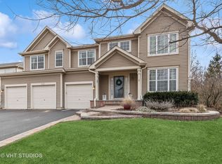 413 Cyprus Cir, Lake Villa, IL 60046
