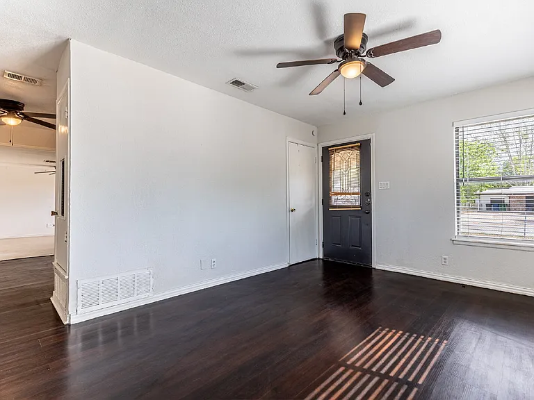 7802 Rimfire Dr — Photo 7