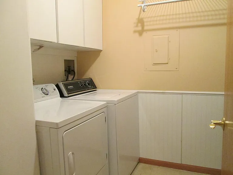 1106 Wildberry Ct #B1 — Photo 22