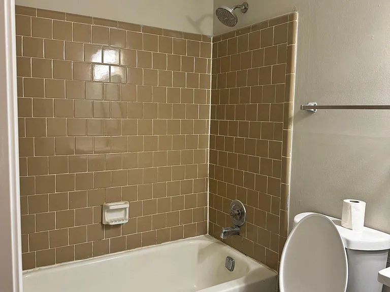 109 Birch Rill Dr — Photo 18