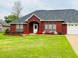 506 Susie St, Chandler, TX 75758