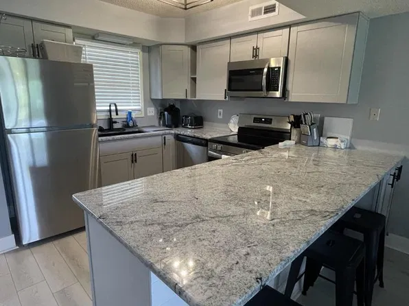 12626 Sunset Ave APT 61, Ocean City, MD 21842