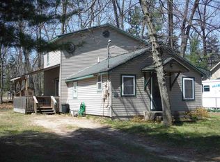 121 Sheridan Dr, Prudenville, MI 48651