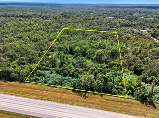 S Moon Dr, Venice, FL 34292