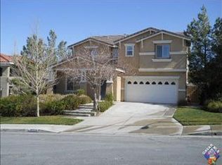 38704 Louise Ln, Palmdale, CA 93551