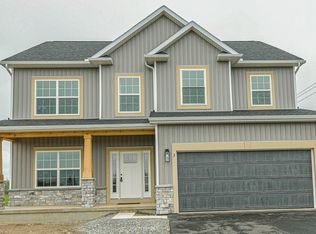 3 McFarren Ter, Riga, NY 14428