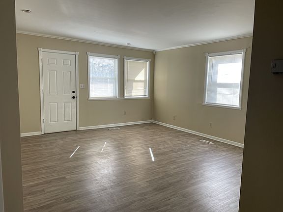 2nd image of 497 S Wood Ave