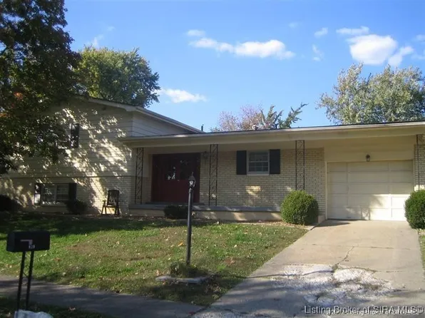 929 Pennwood Drive, New Albany, IN 47150