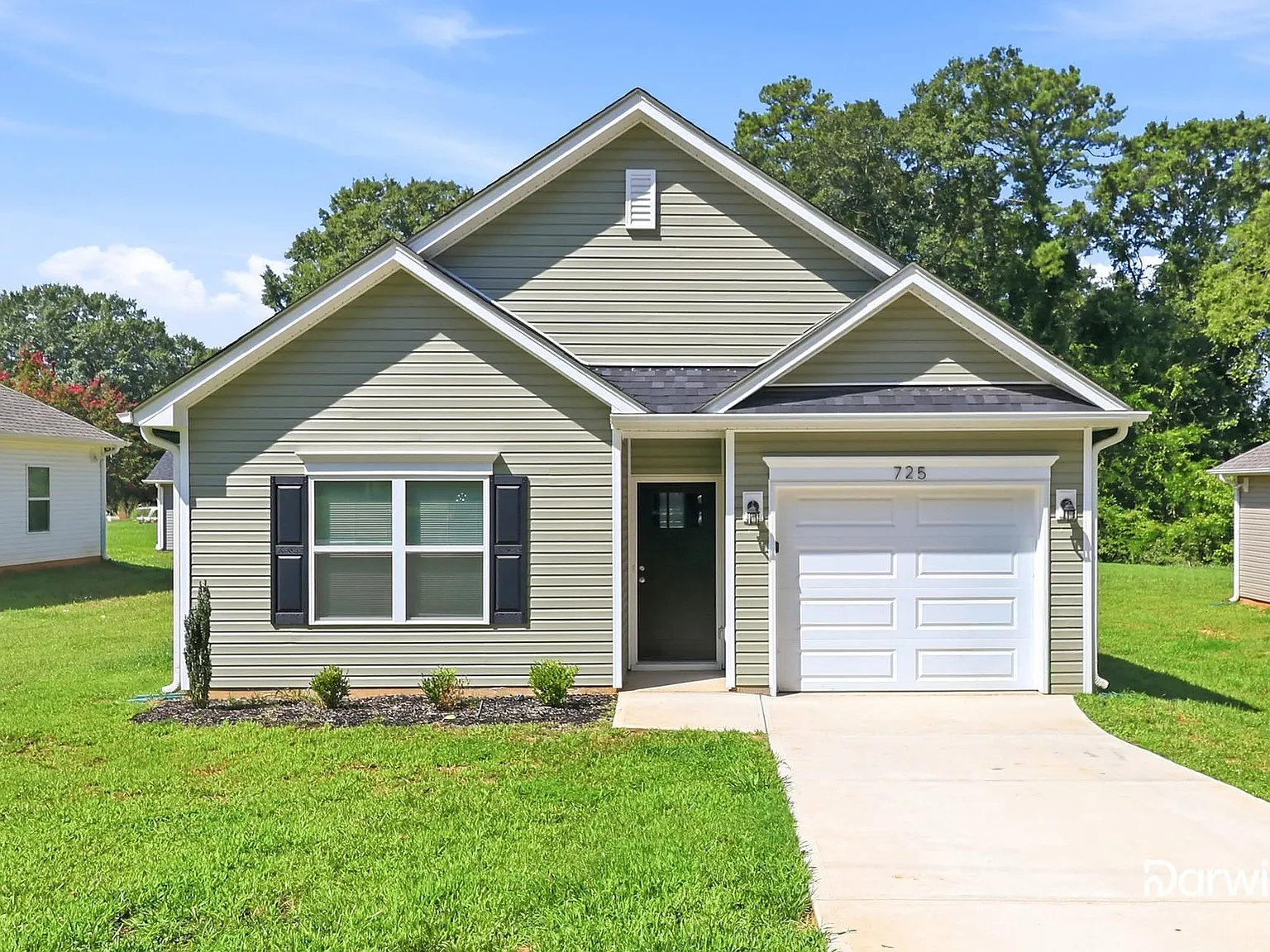 3 bed, 2.0 bath, 1190 sqft, $1,700 — Photo 2