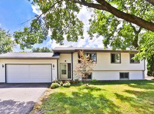 8101 N College Park Dr, Minneapolis, MN 55445