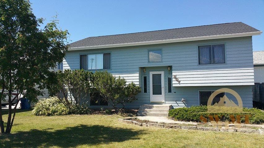1st image of 307 Pearl Dr