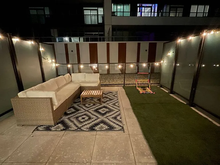1 Jarvis St #324 — Photo 11