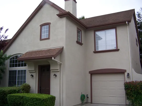 230 Holland Cir, Hollister, CA 95023