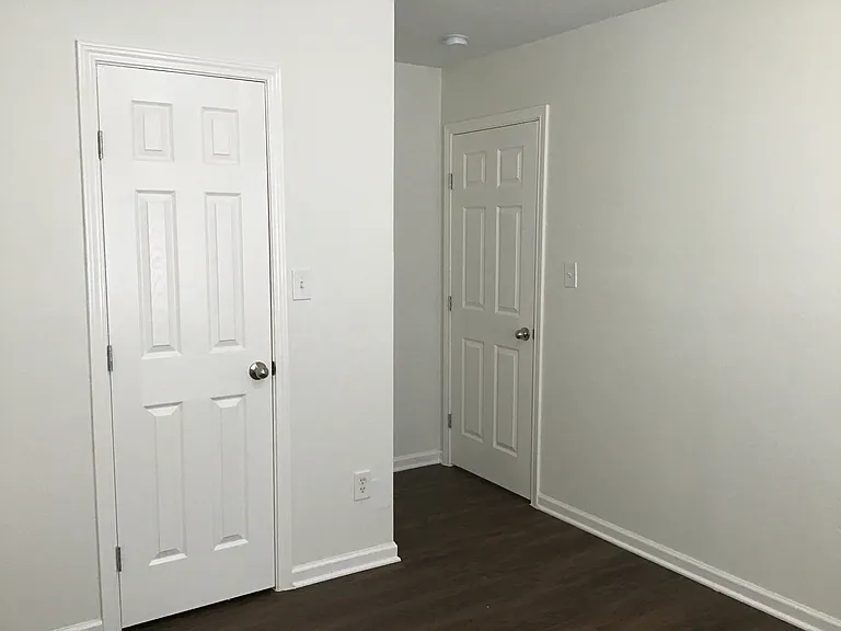 327 Leisure Ln — Photo 18