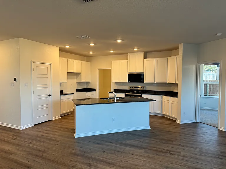 223 W Low Cascade Dr — Photo 6
