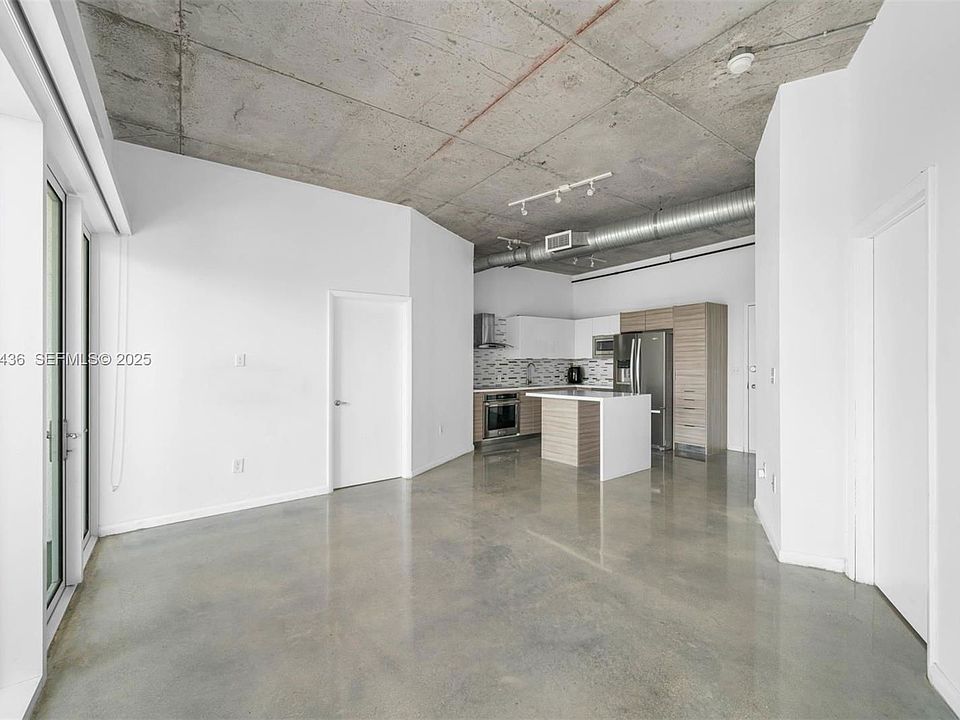1st image of 10 SW South River Dr #18