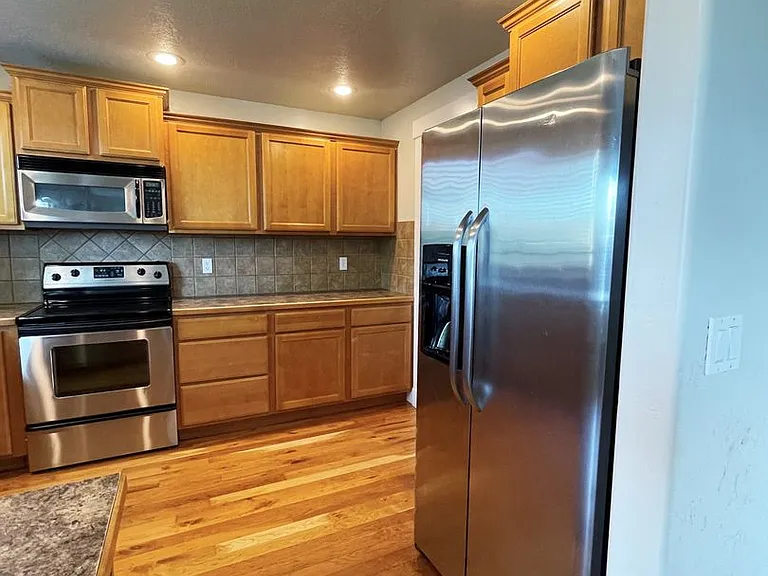 709 N Saddlebrook Way — Photo 14