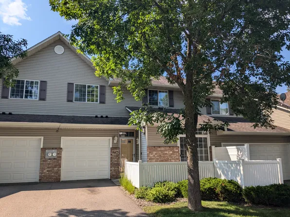 2734 Mallard Dr, Woodbury, MN 55125