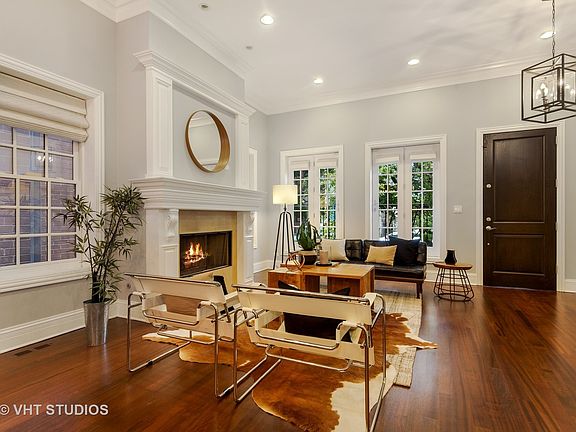 2nd image of 1627 N Bell Ave #1