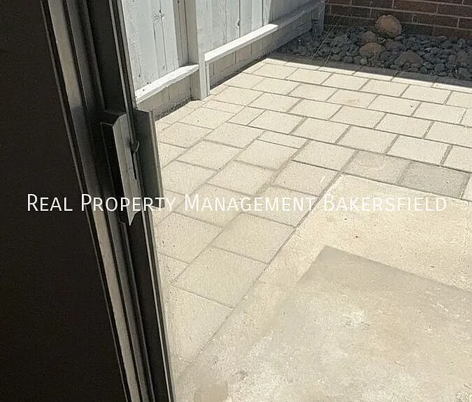 2403 Olive St #2403 — Photo 19