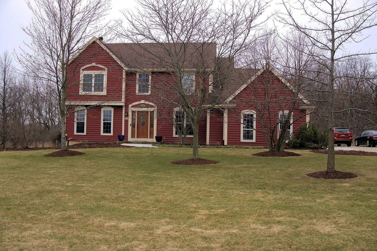 350 Maurice Dr photo 1