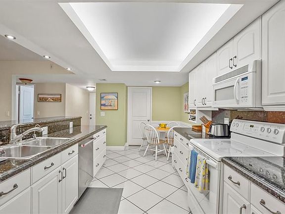 5th image of 750 Egret Cir APT 6303