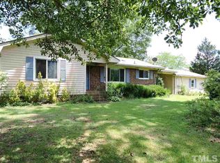 7129 Ross Rd, Erwin, NC 28339