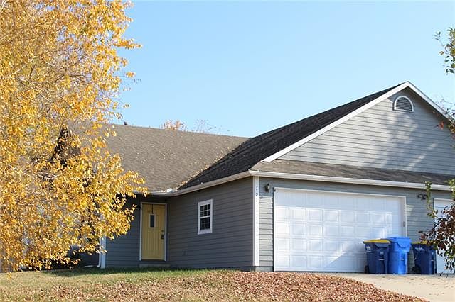 1st image of 121 Joles Dr