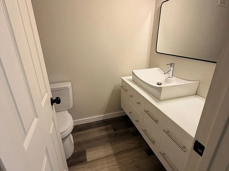 108 Beatrice Ave — Photo 10