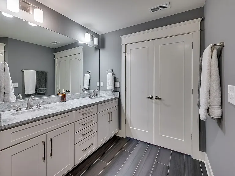 926 Thomas Ave — Photo 16