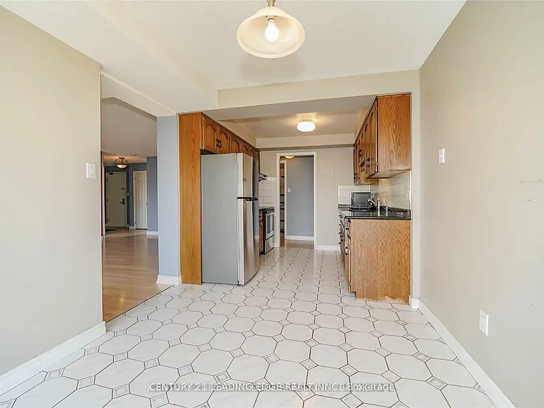 67 Caroline St S #8A — Photo 33