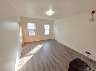 133 Church St #2L, Woonsocket, RI 02895