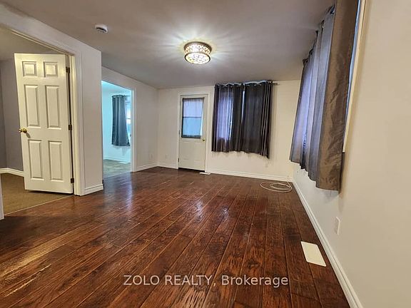 5th image of 26 Allen Ave