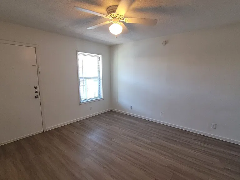Penthouse — Photo 74